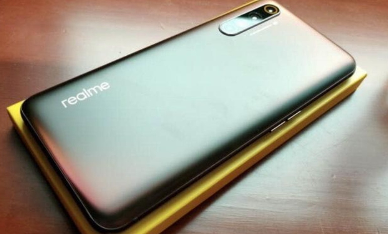 東莞真我手機(jī)售后維修點(diǎn)